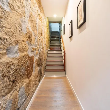 Cozy 2 Ac Near Metro * Porto