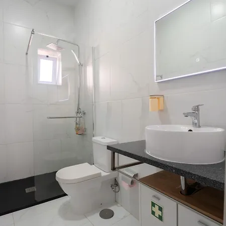 Cozy 2 Ac Near Metro Appartement Oporto